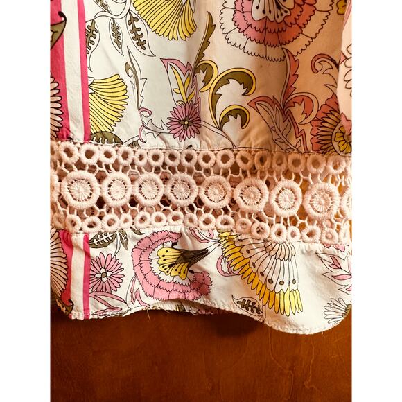 Crown & Ivy Women's Floral Long Sleeve Shirt V-Neck Flared Sleeves Size M - Picture 5 of 7